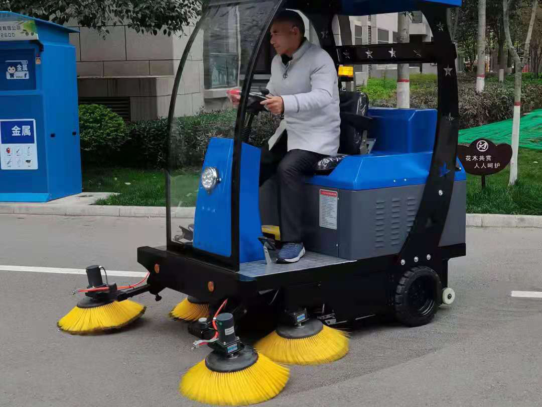 掃地車常見(jiàn)故障的原因分析與處理